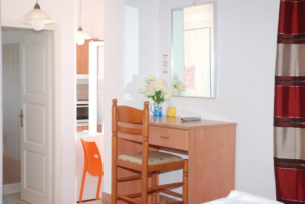 Pension Katerina Studios Турлос Номер фото
